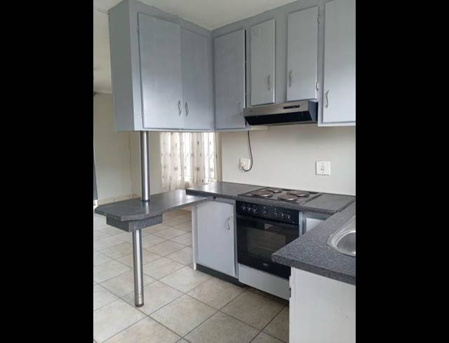 3 BEDROOM HOUSE FOR SALE IN CRYSTAL PARK